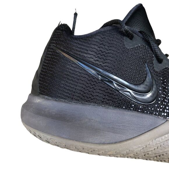Nike Kyrie Flytrap Black Gunsmoke Size 10.5 - Picture 13 of 16